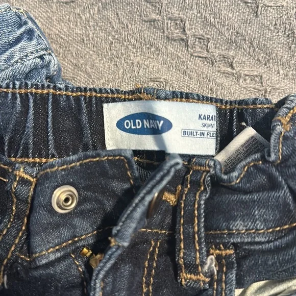 Old Navy toddler Jeans - Picture 4 of 5